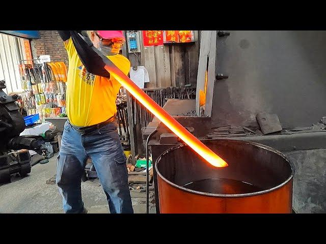 World's Sharpest Sword /A rare unique Steel clad knife-making technology in Taiwan