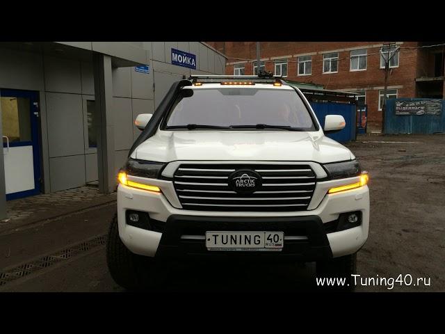 Динамический поворотник для Toyota Land Cruiser 200 (2016+)