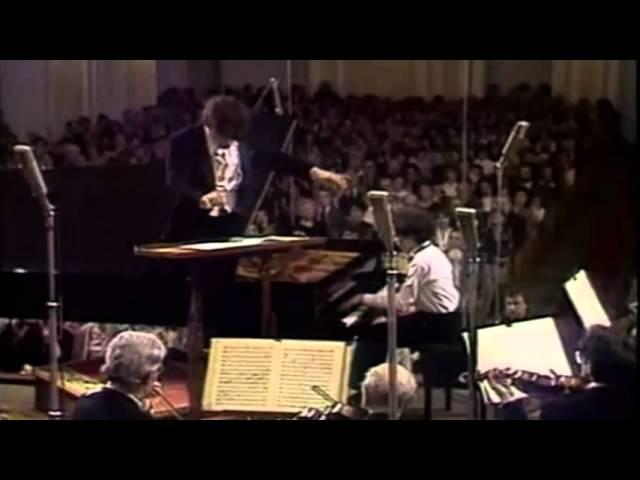 Evgeny Kissin - Chopin Piano Concerto No.1 1984