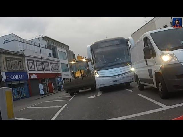 National Express Bully - FN62 CBV