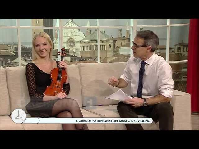 A Ore12  Fausto Cacciatori e la violinista Anastasiya Petryshak