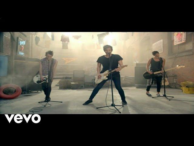 5 Seconds of Summer - She Looks So Perfect