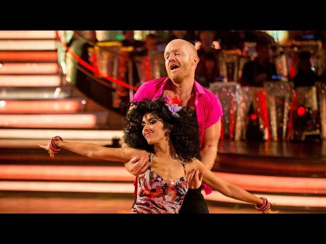 Jake Wood & Janette Manrara Samba to 'Macarena' - Strictly Come Dancing: 2014 - BBC One