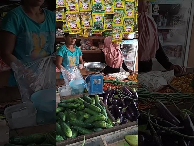 Perantau Bugis Viral Belanja Sayur