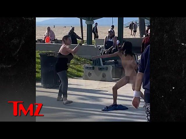 Naked Woman Gets Into Barbaric Fight in Venice Beach, Spiked Clubs Used | TMZ