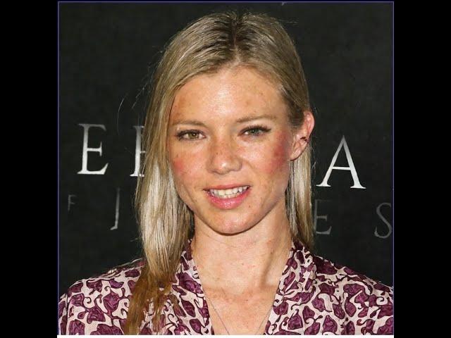 Amy Smart Hot Sexy Moments Best photos of Amy Smart 2024