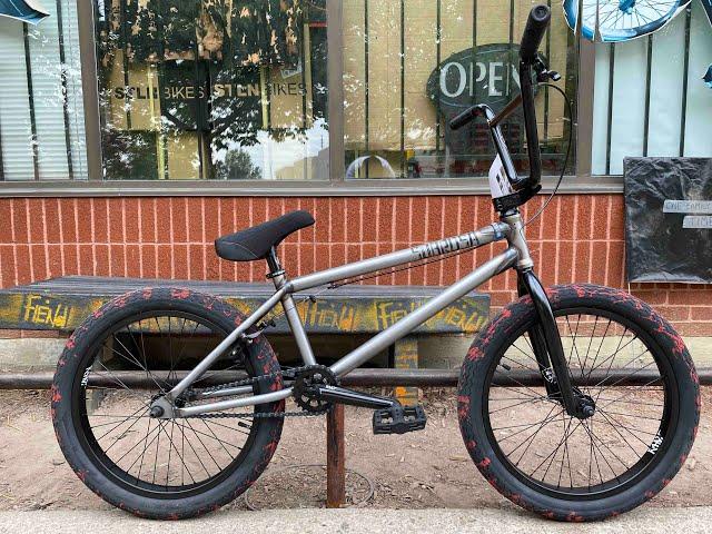 2021 Subrosa Salvador 20" BMX Unboxing @ Harvester Bikes