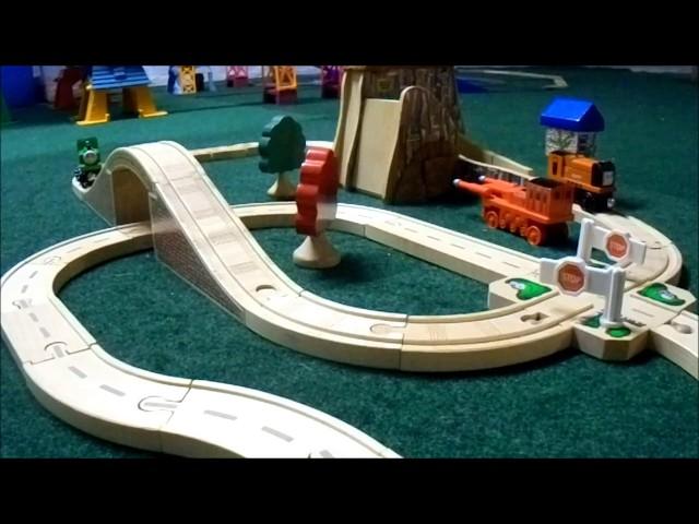 Thomas & Friends Wooden Railway Review: Rusty and the Boulder Mountain Set