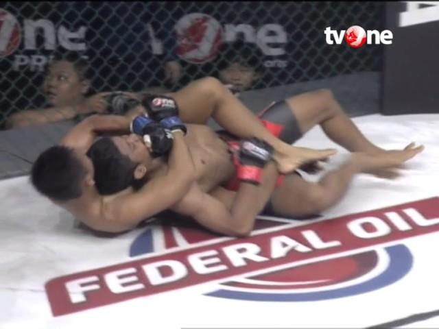 One Pride MMA 3: Agung Saputra VS Gunawan - Strawweight Fight