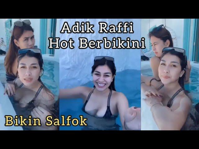 Syahnaz dan Nisya hot pakai bikini