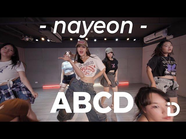 NAYEON "ABCD" / Betty【iDance】