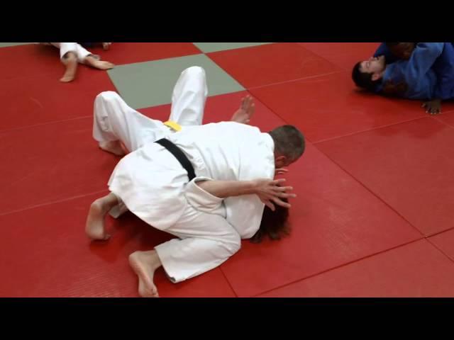 Mune Gatame (Chest Hold)