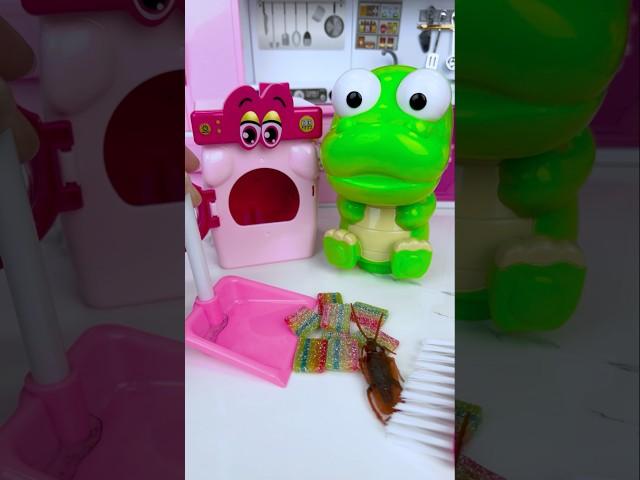 Dinosaur Crong Washing Machine Cleaning Toys, Satisfying With Lily Toys Unboxing #lilytoysunboxing