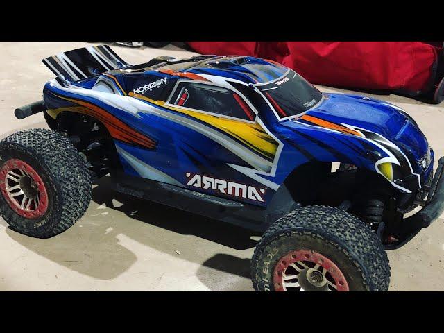 4WD Truggy Racing! Arrma Granite 4x4 is an ugly stadium truck - Netcruzer RC