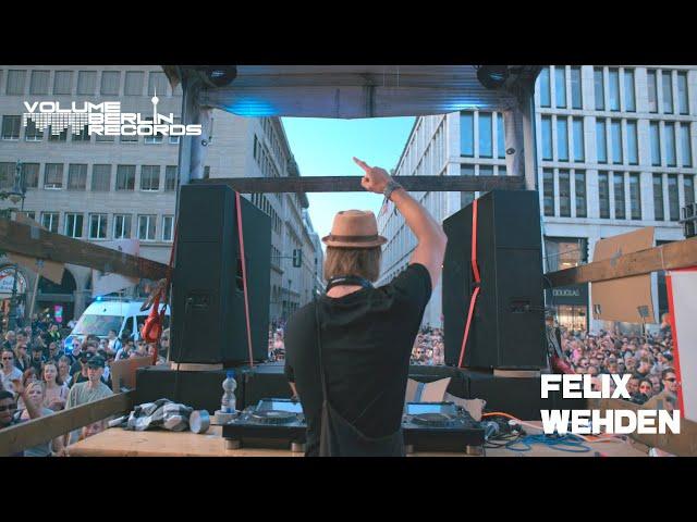 Felix Wehden @ Zug Der Liebe 31.08.2024 | Volume Berlin Records Truck