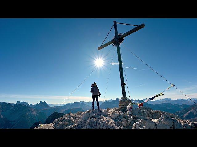 DÜRRENSTEIN, best vantage point in the Dolomites, an easy hike to the summit at 9315 ft (2839 m).