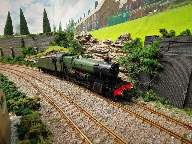 The all new oo gauge Dapol GWR Manor class