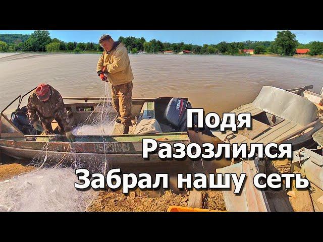 Рыбалка сплавными сетями. Посадили сеть с уловом на остров. Ловля кеты в Амуре!