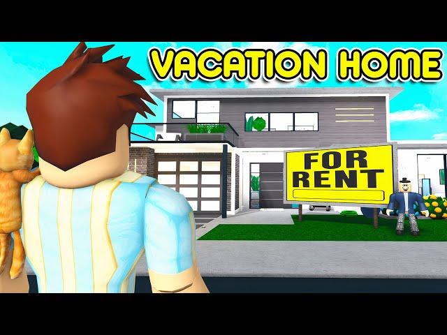 I Rented A VACATION HOME.. Worst Night EVER! (Roblox Bloxburg)