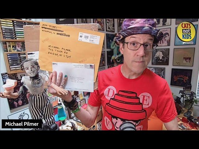 LIVE Weekly Stream Returns! DEVO gig stories, Merch, Mail & More! JOIN US!