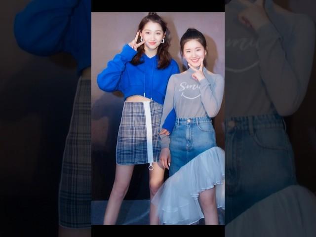 Zhao Lusi and Guan Xiaotong #zhaolusi #guanxiaotong #friends #rosy #xh