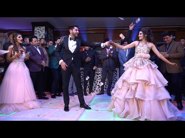 AMAZING COUPLE & FAMILY BOLLYWOOD DANCE || INDIAN WEDDING BEST CHOREOGRAPHY || 2020