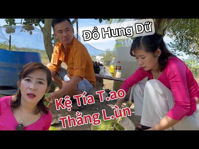 Dung Ế Bánh Bao Không Đội Trời Chung Gặp Nhau Là Khẩu Chiến | Thương Xúc Xích