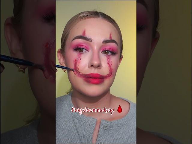 Easy clown makeup #halloweenmakeuplook #clownmakeup