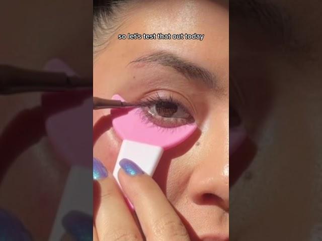 Eyeliner Gadget Tool