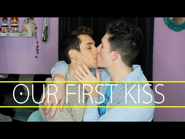 OUR FIRST KISS! (Boyfriend Q&A) II Sebb Argo