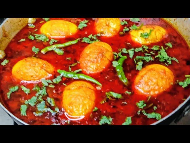 आलू डाल के मेरी अंडा करी ऐसी बनी की घरवालो के लिए बार बार बनाना पड़ी - Spicy Anda Curry - EGG