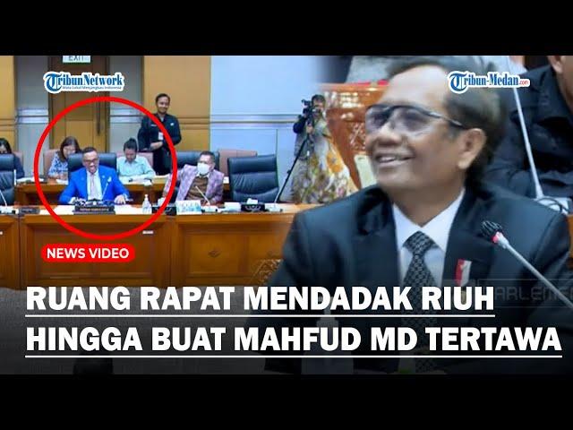 Mahfud MD Tertawa, Hingga Ruang Rapat Mendadak Riuh saat Mikrofon Anggota DPR Mati