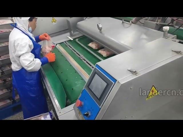 Slaughterhouse butcher chicken meat vacuum packaging machine