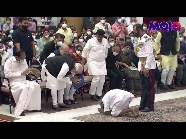 Thunderous Applause In Rashtrapati Bhavan As 125-year Old Yoga Guru Receives Padma Shri