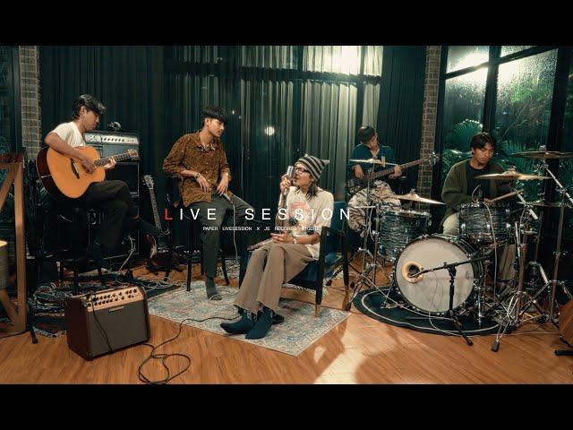 ถ้าเธอไม่รักทำไมไม่บอกฉัน - PAPER x RAMQSZ  [ Live Session ]