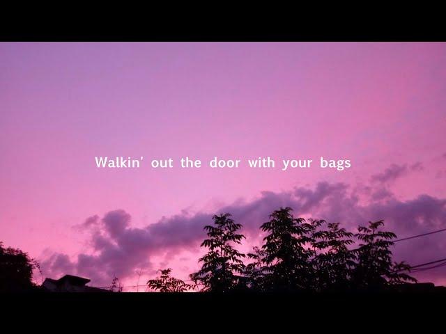 CLAIRO - BAGS - LYRICS