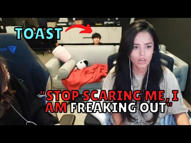 Toast Scares Valkyrae by hiding behind the Couch