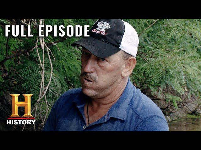 Swamp People: Troy's Gator Hunting Career is ON THE LINE (S8, E14) | Full Episode | History