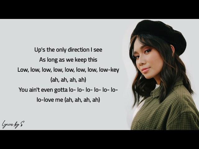 Niki - Lowkey (Lyrics)