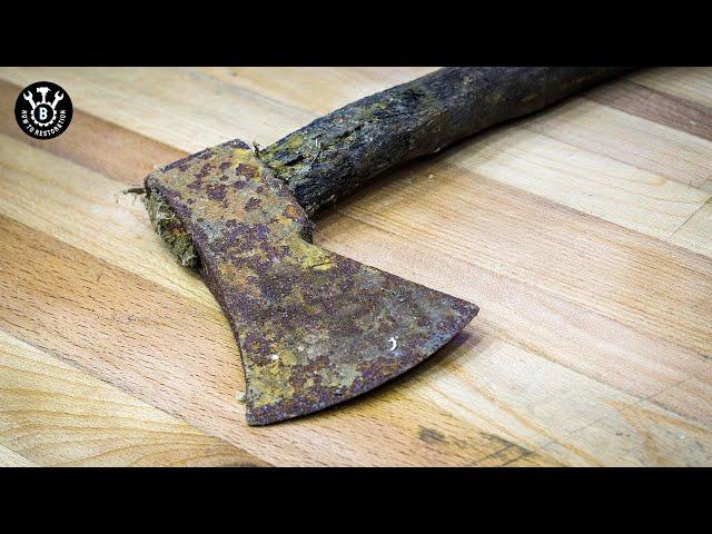 Expert Turns Old Ax into a MASTERPIECE- & It's a Work of Art!