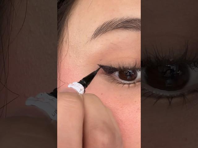 How To Draw Eyeliner Like A Pro *EASY*