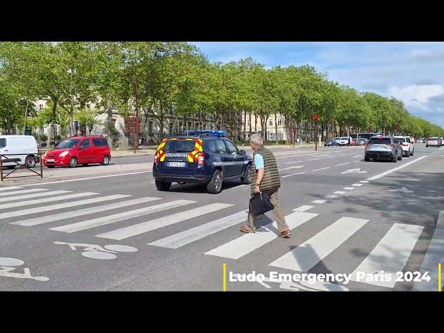 Véhicules d'urgence de la Gendarmerie 5008 Scénic Dacia Duster ...Paris Versailles compilation 2024