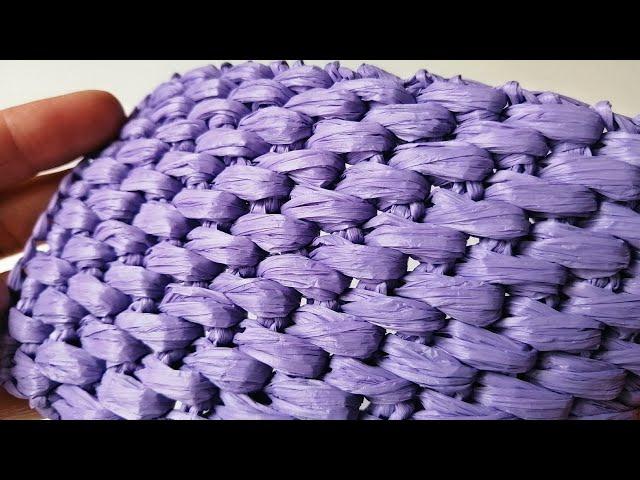 How to knit a raffia pattern, which is associated with a popular handbag from the famous brand LOEWE