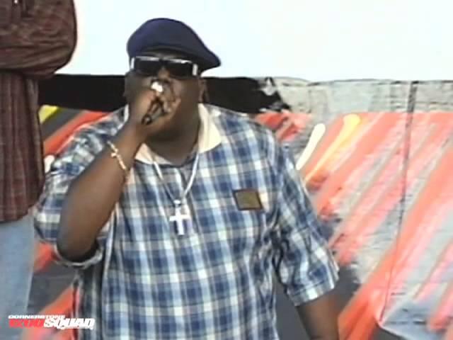 Notorious B.I.G. Throws Water Bottle At Big Kap