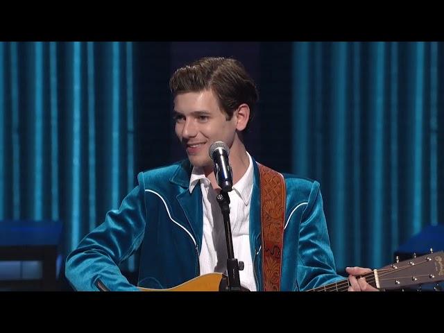 William Beckmann - "Volver, Volver" (LIVE at The Grand Ole Opry)