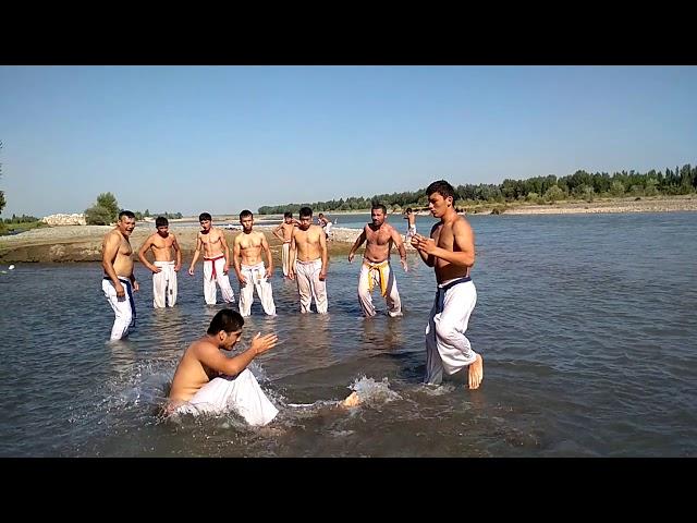 Sparing in Gurkirov Forest camp