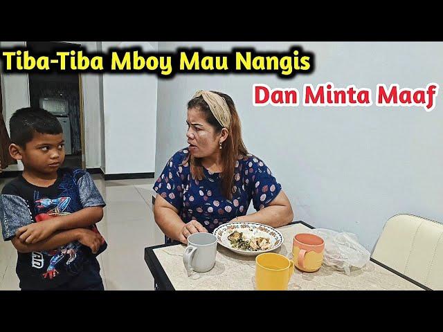 ADA APA ?? ||Saat Saya Makan Tiba-Tiba Mboy datang Dan Minta Maaf..