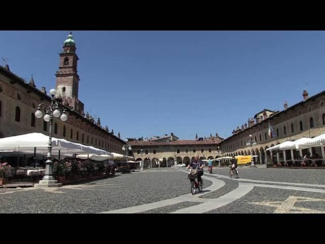 **Vigevano-città ideale del Rinascimento- **Lombardia-Italy**