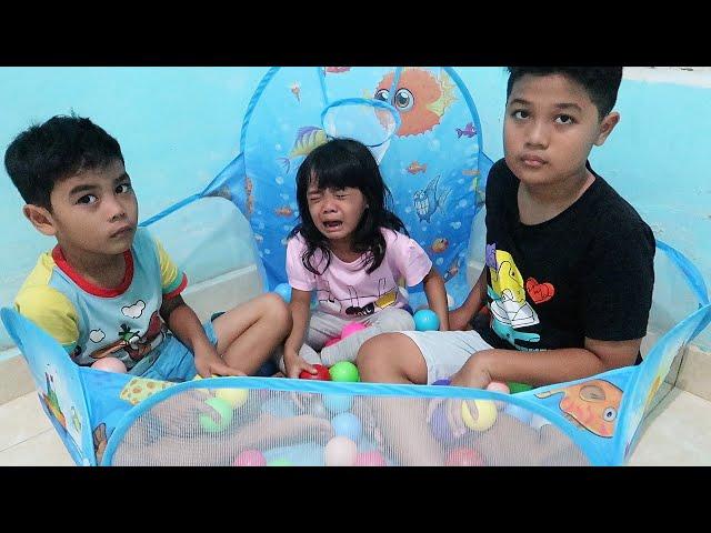 CRY WANT TO PLAY BALL PIT SHOW