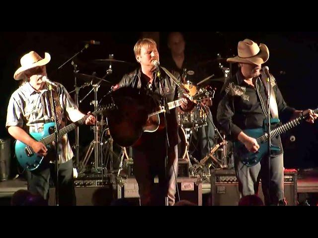 Hallur & The Bellamy Brothers - Send me a letter Amanda